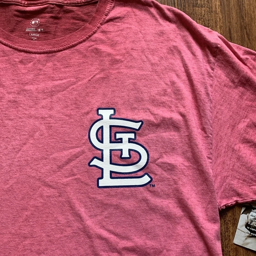 Stitches St Louis Cardinals T-Shirt Size Men’s Large Red Ombre New - Picture 3 of 6